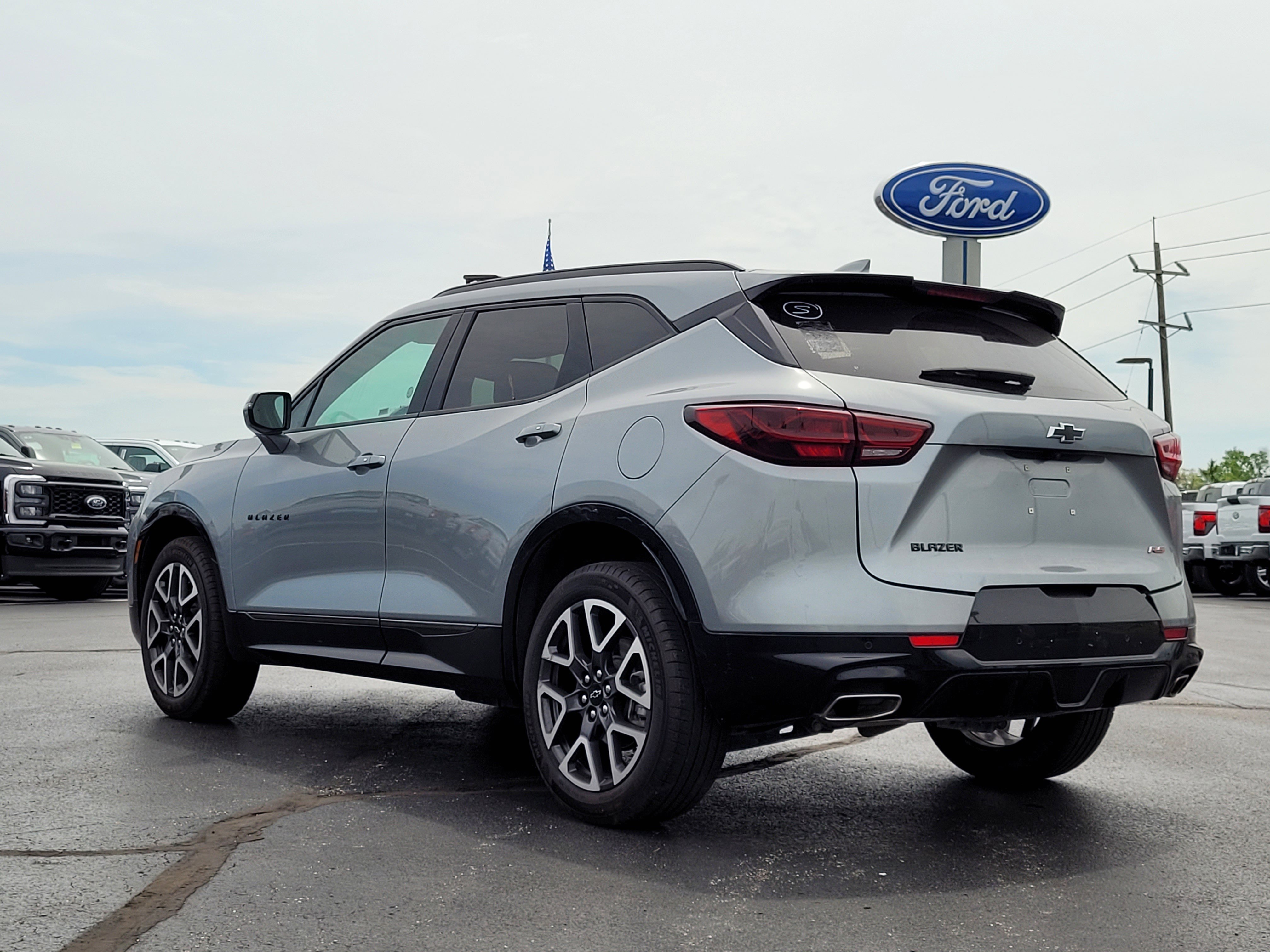 Used 2025 Chevrolet Blazer RS FWD image 6