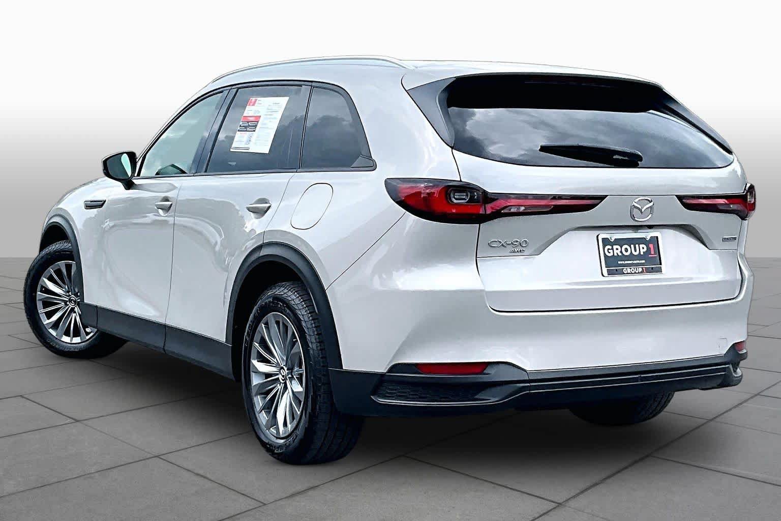 Used 2024 MAZDA CX-90 3.3 Turbo w/ Preferred Package AWD/4WD image 12