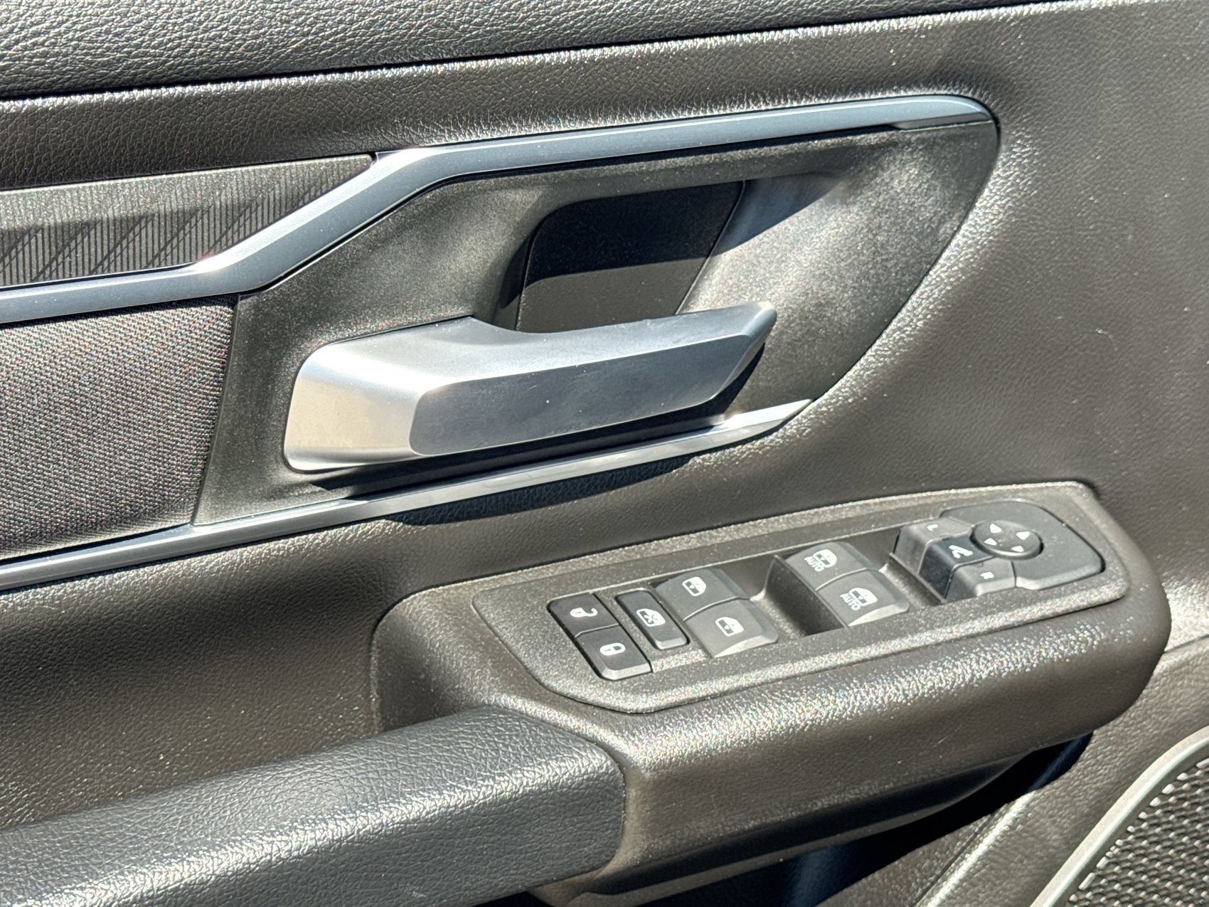 Used 2025 RAM 1500 Big Horn AWD/4WD image 13