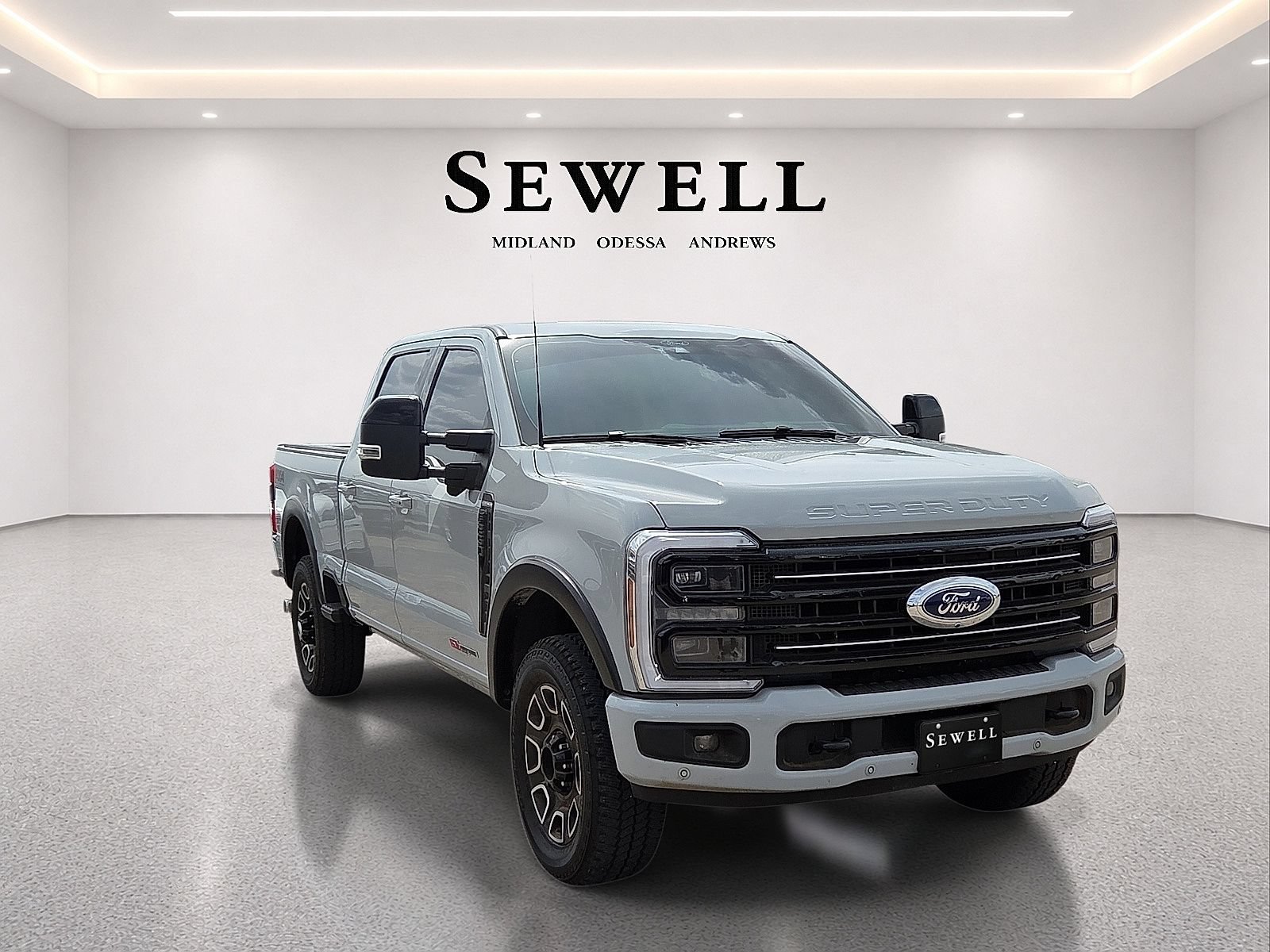 Used 2025 Ford F250 Platinum AWD/4WD image 7