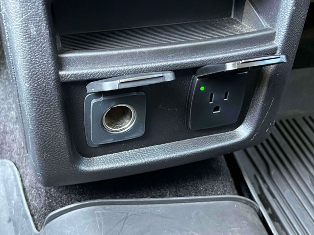 Used 2018 Ford Edge SEL w/ Equipment Group 201A AWD/4WD image 19