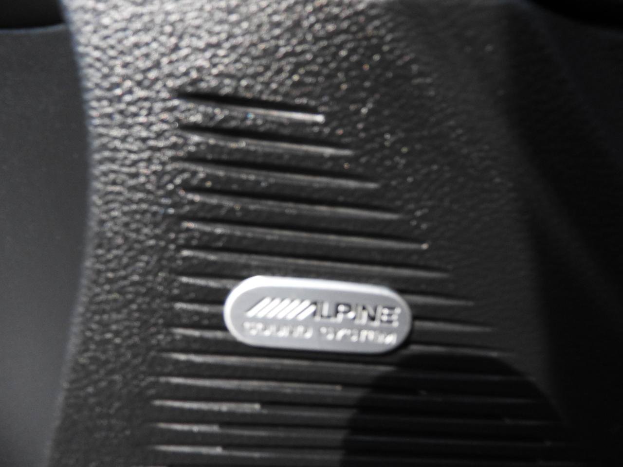 Used 2016 Dodge Challenger SXT Plus RWD image 12