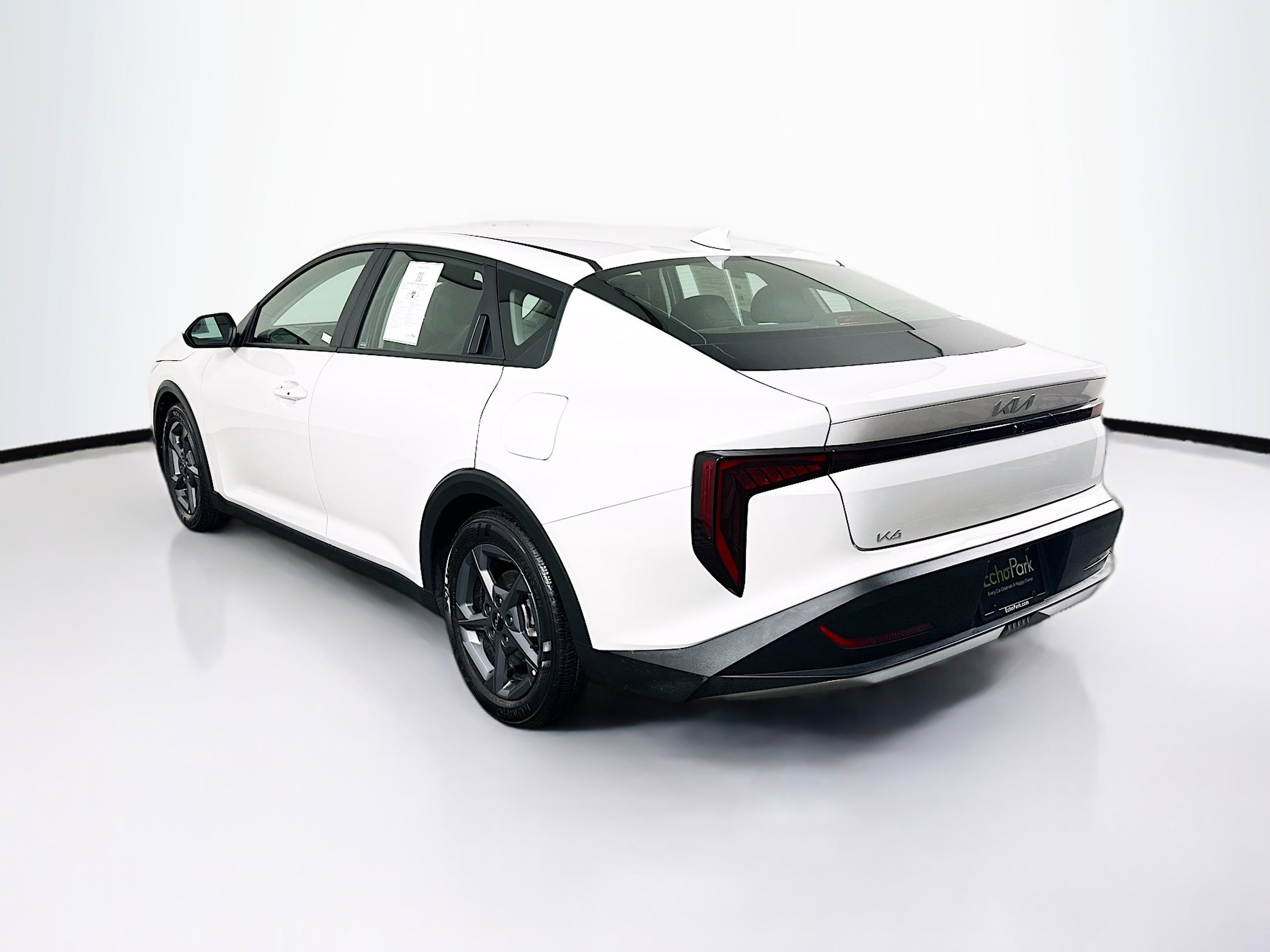 Used 2025 Kia K4 LXS image 5