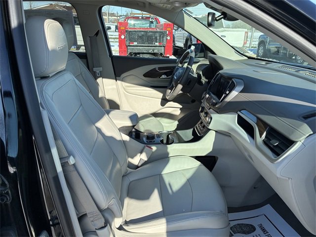 Used 2020 GMC Terrain Denali w/ Denali Premium Package image 16