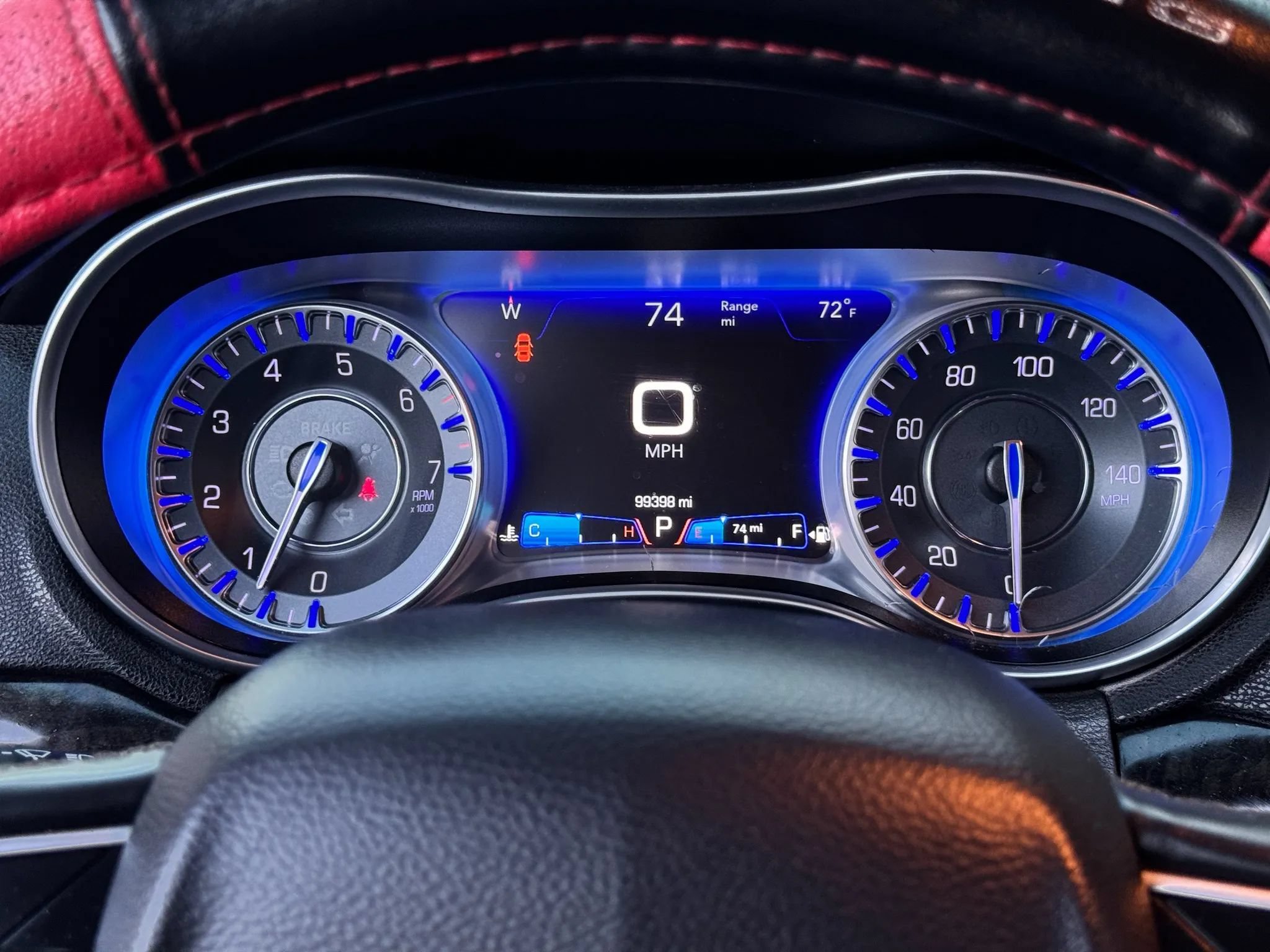 Used 2018 Chrysler 300 Limited RWD image 24