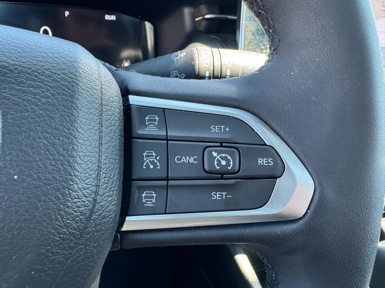 Used 2024 Jeep Compass Limited w/ High Altitude Package image 19