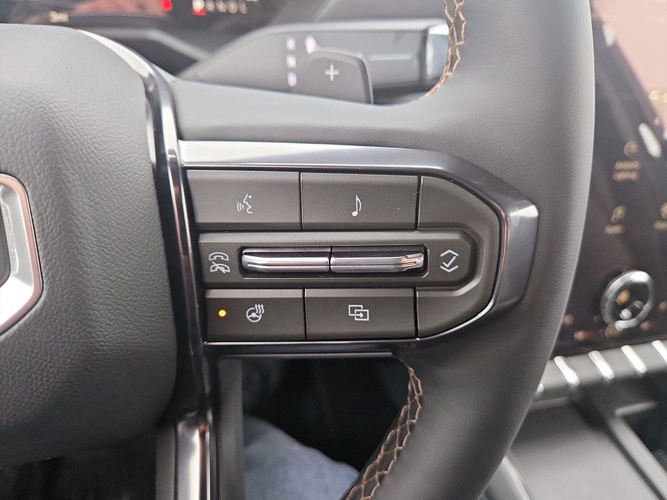 New 2026 GMC Acadia AT4 image 16