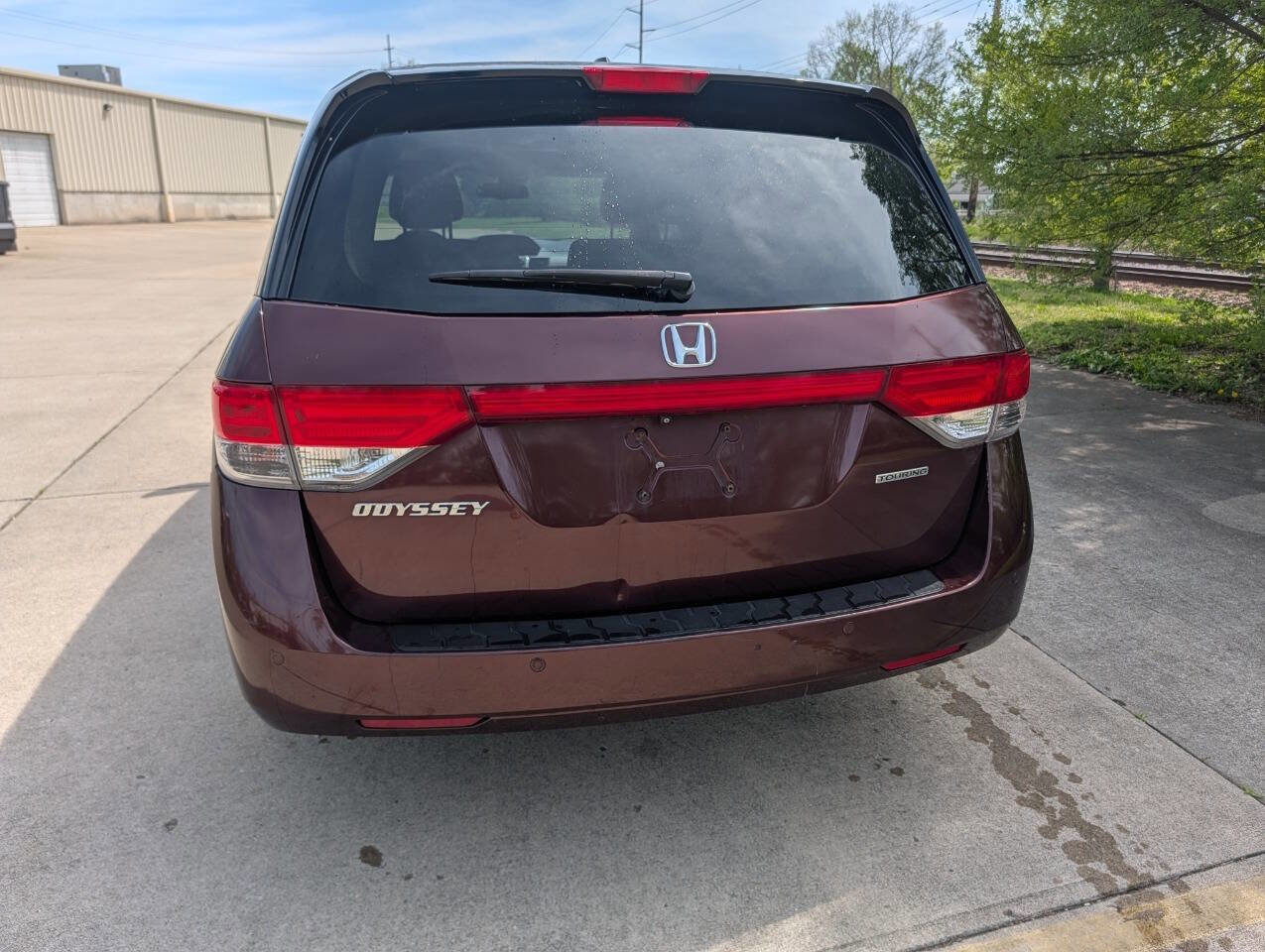 Used 2014 Honda Odyssey Touring Elite image 3