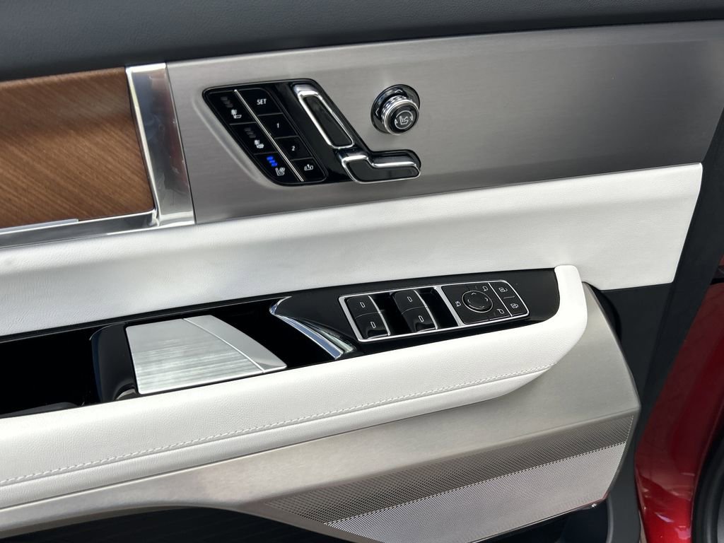 New 2026 Cadillac Vistiq Sport image 19