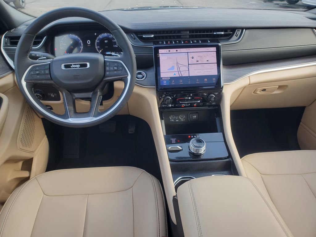 Used 2024 Jeep Grand Cherokee L Limited image 31