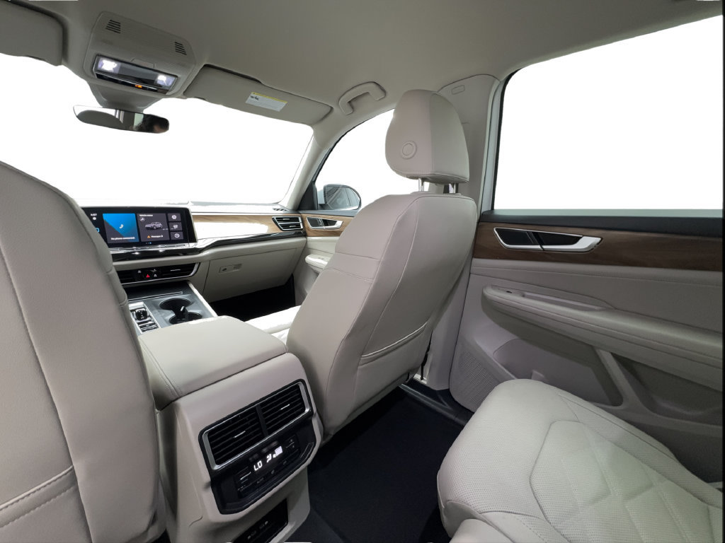 Used 2026 Volkswagen Atlas SE FWD image 43
