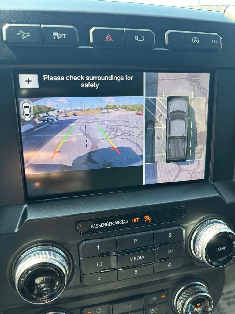 Used 2019 Ford F150 Lariat w/ Equipment Group 502A Luxury AWD/4WD image 29