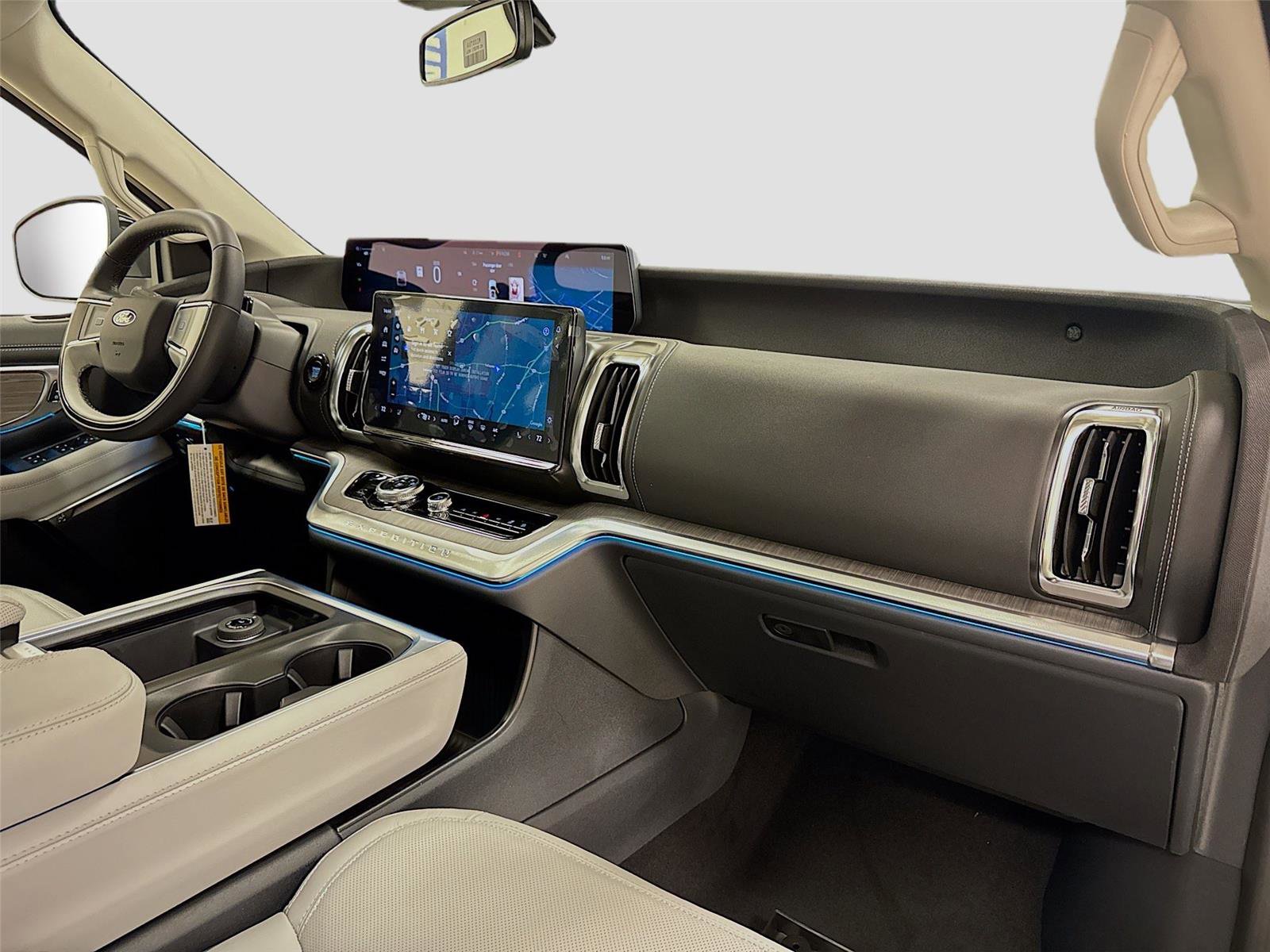 New 2025 Ford Expedition Platinum w/ Platinum Ultimate Package image 32