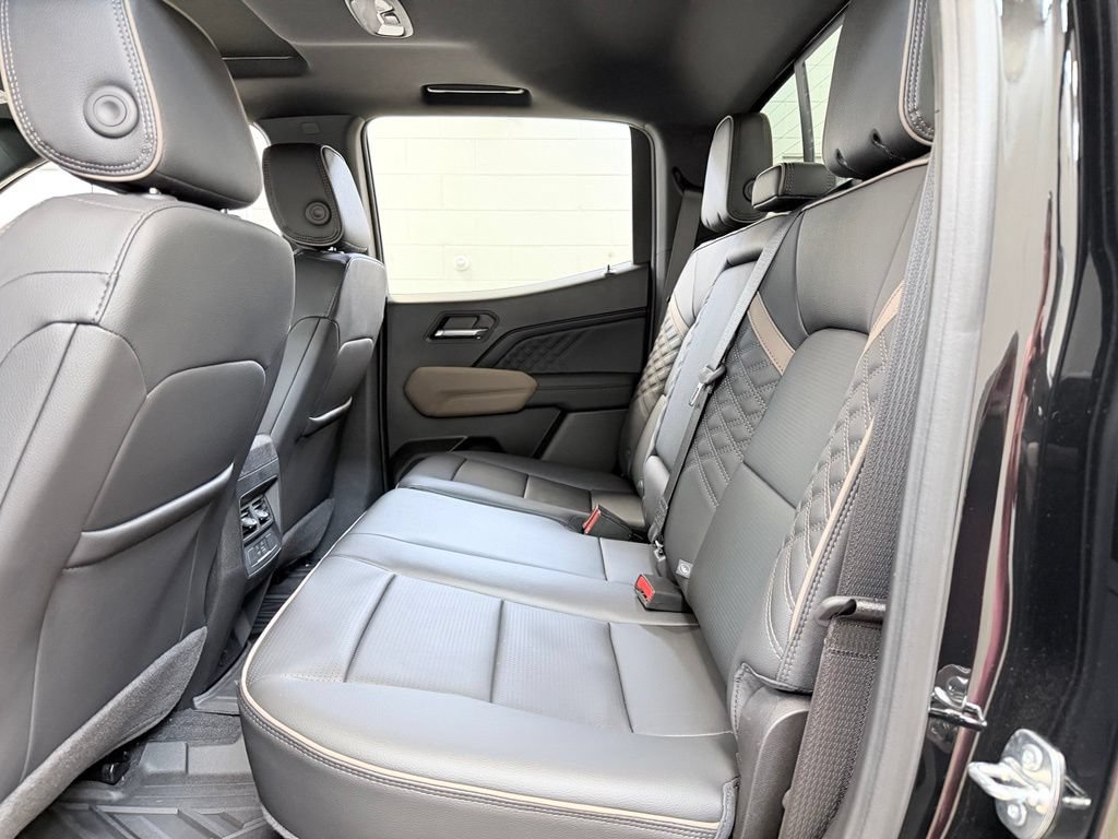 New 2026 GMC Canyon Denali w/ LPO, Denali Black Edition AWD/4WD image 20