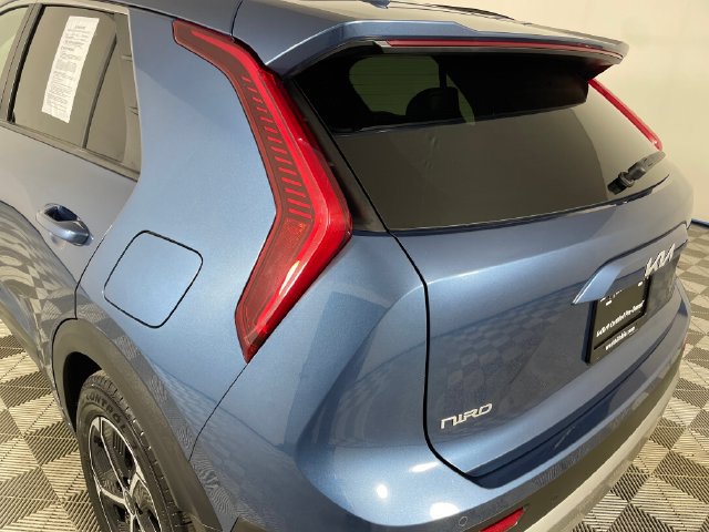 Certified 2023 Kia Niro EX w/ EX Cold Weather Package FWD image 18