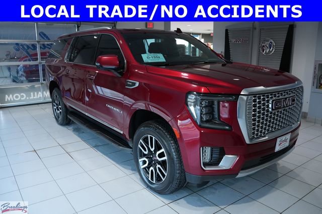Used 2021 GMC Yukon XL Denali w/ Advanced Technology Package AWD/4WD image 1