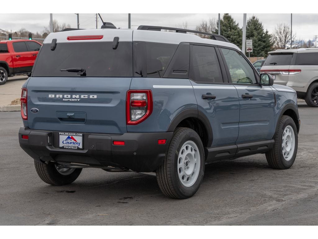 Used 2025 Ford Bronco Sport Heritage w/ Convenience Package image 3