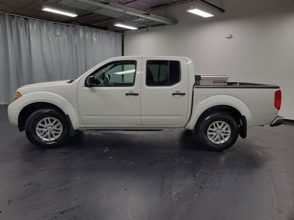Used 2019 Nissan Frontier SV image 6