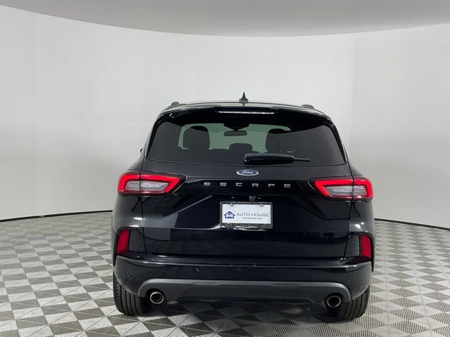 Used 2024 Ford Escape ST-Line FWD image 6