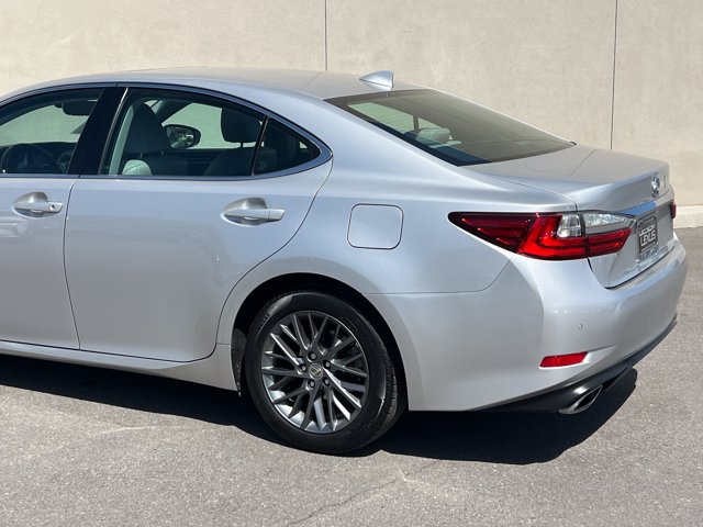 Used 2018 Lexus ES 350 w/ Premier Package FWD image 7