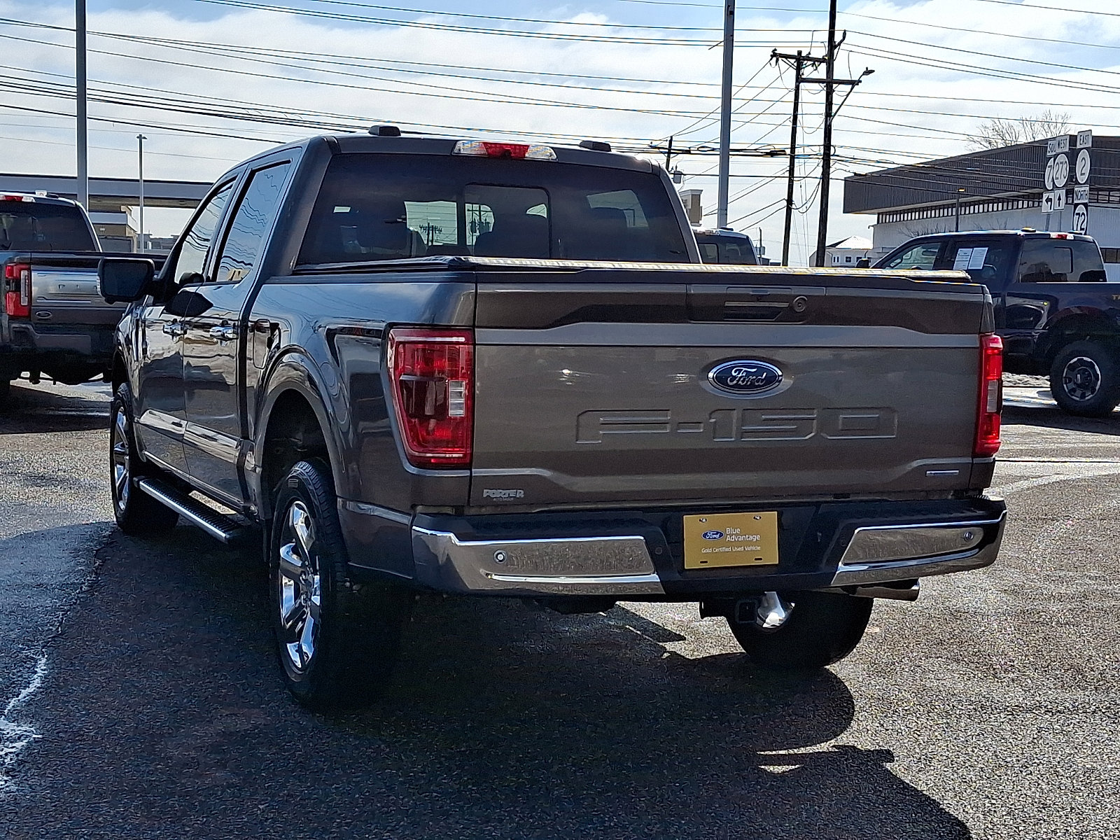 Certified 2022 Ford F150 XLT w/ Equipment Group 302A High image 8