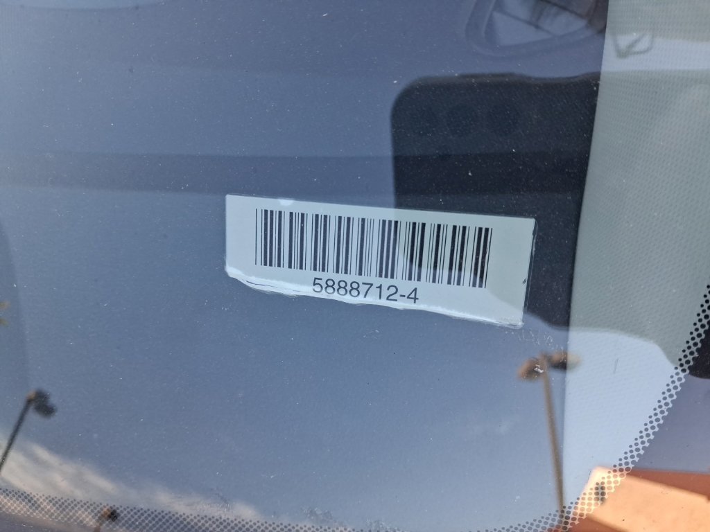 Used 2025 Hyundai Venue SEL FWD image 9