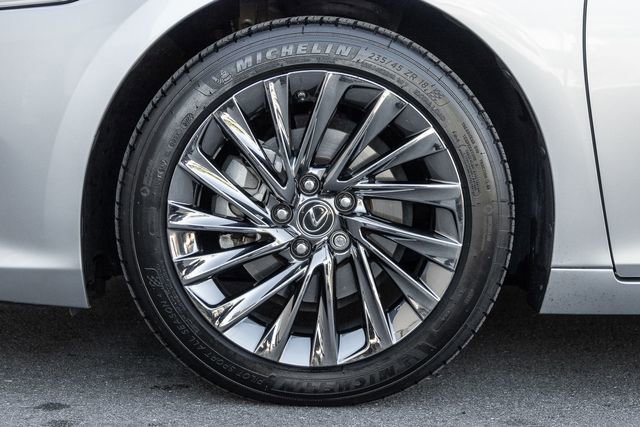 Used 2024 Lexus ES 350 Luxury image 14