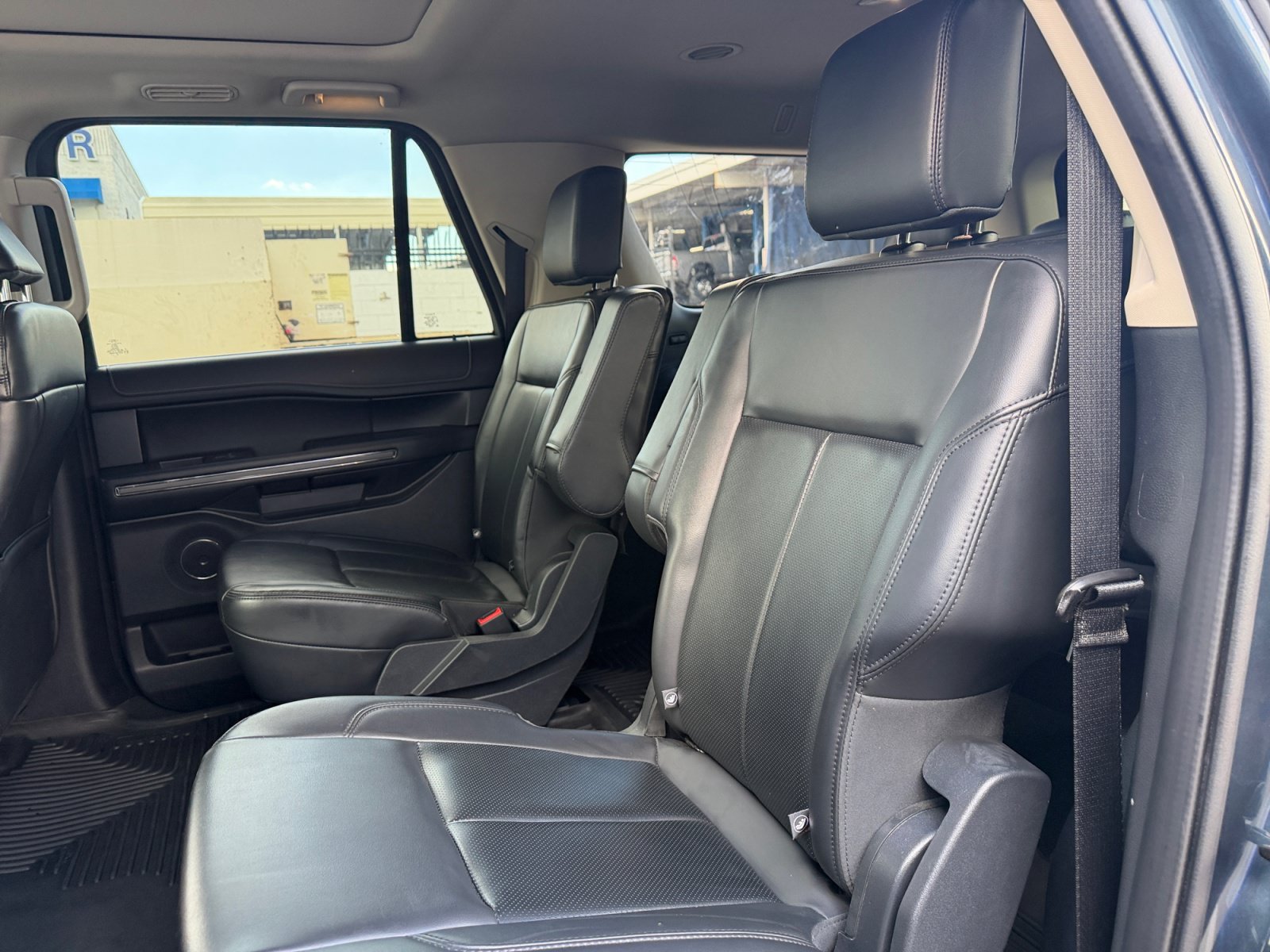 Used 2024 Ford Expedition Max XLT AWD/4WD image 16