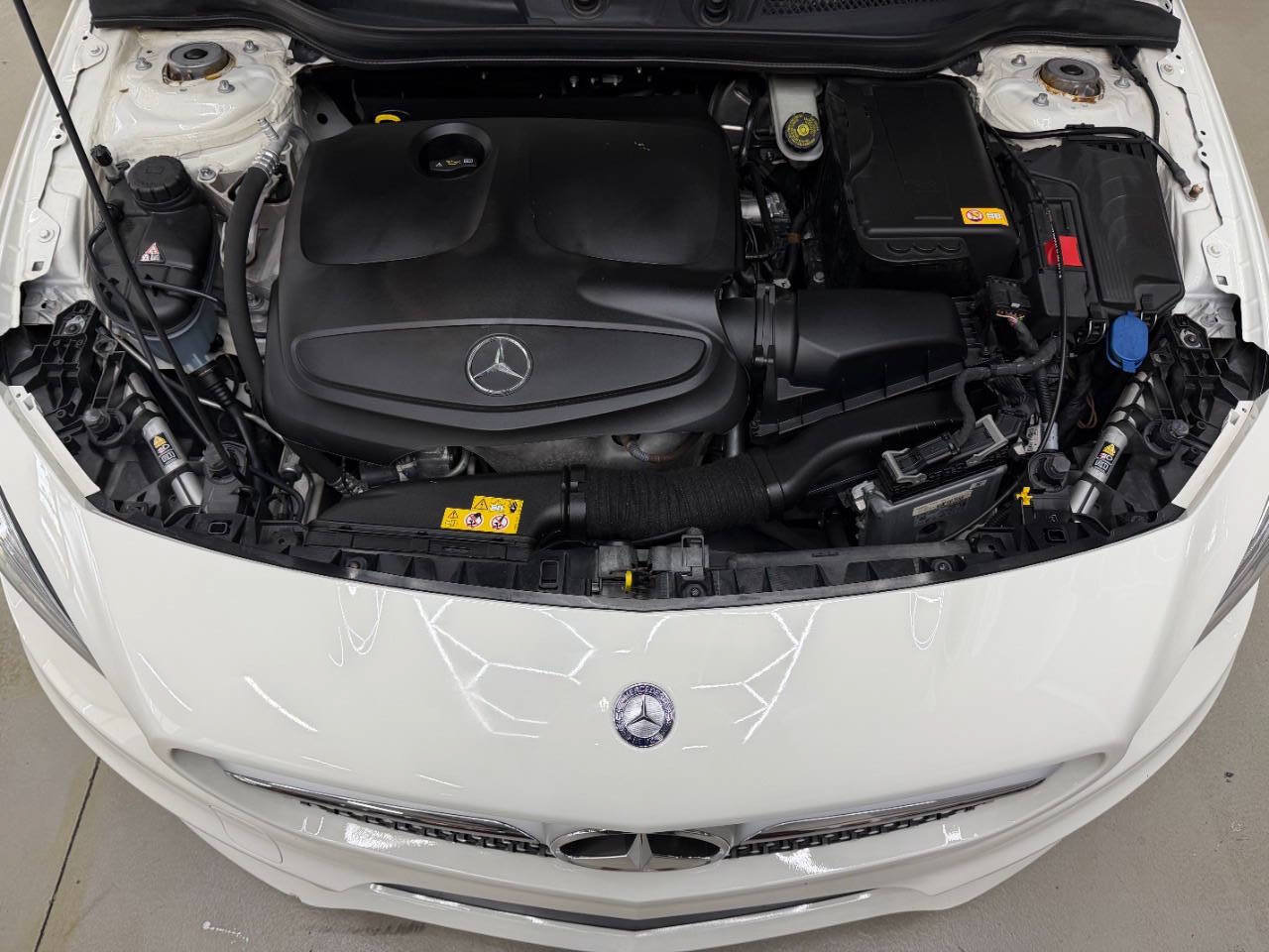 Used 2014 Mercedes-Benz CLA 250 image 7