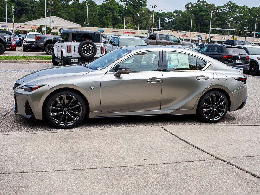 Used 2023 Lexus IS 350 F Sport AWD/4WD image 3