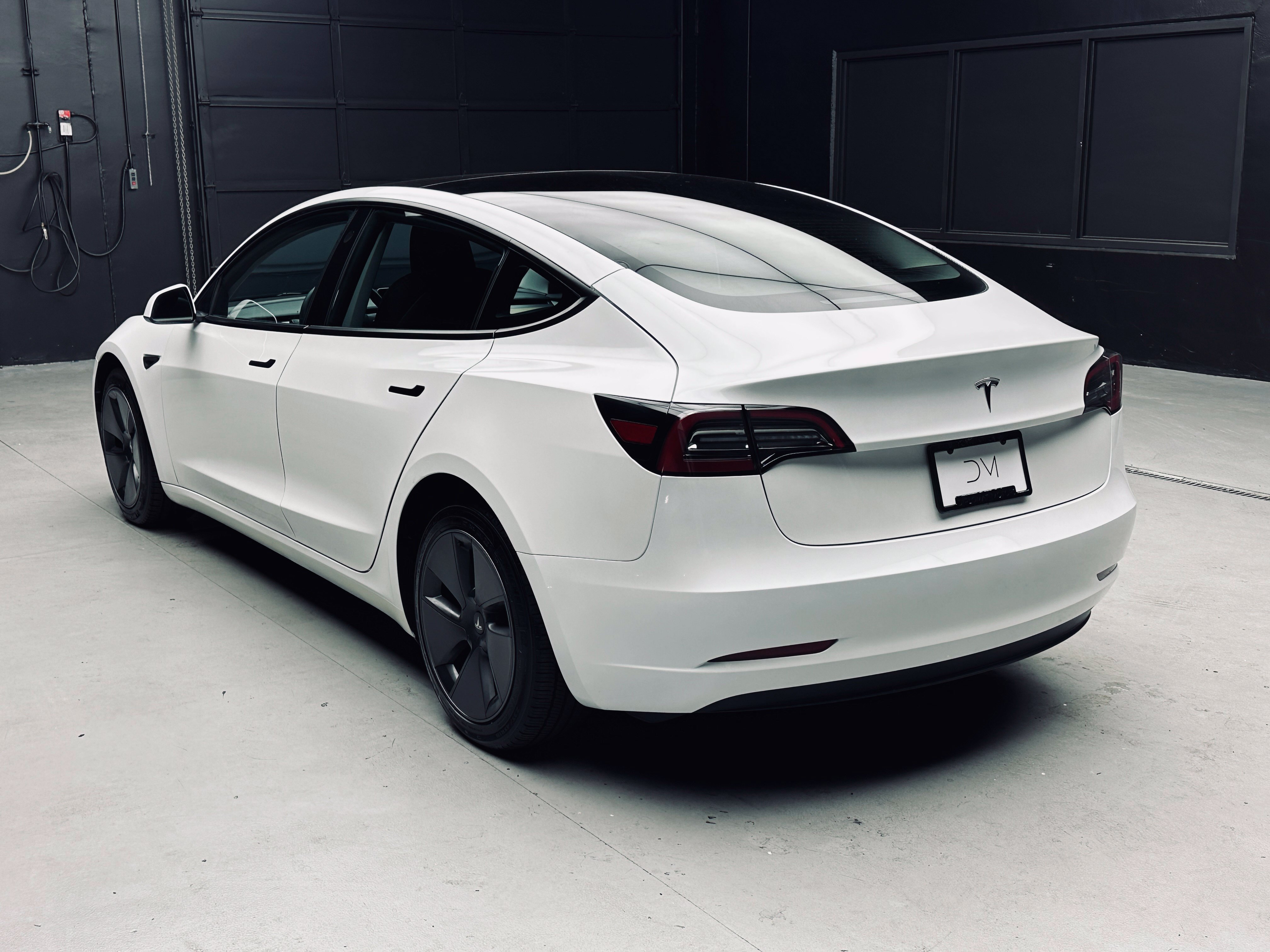 Used 2023 Tesla Model 3 Standard Range RWD image 6