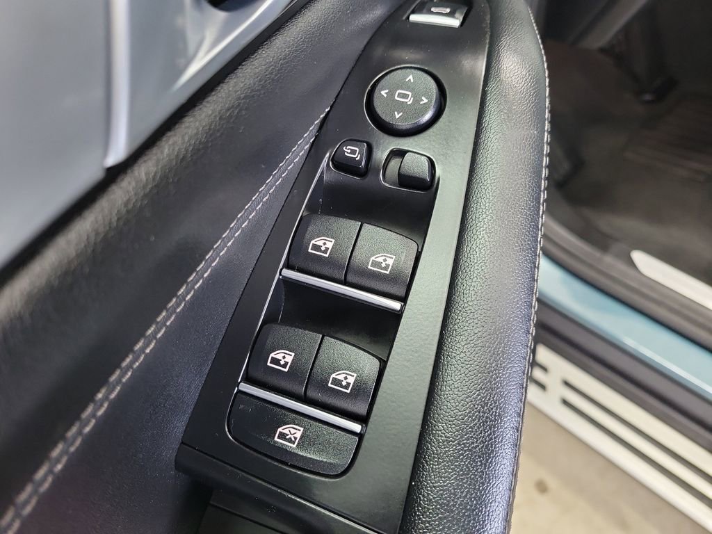 Used 2025 BMW X5 xDrive50e AWD/4WD image 22