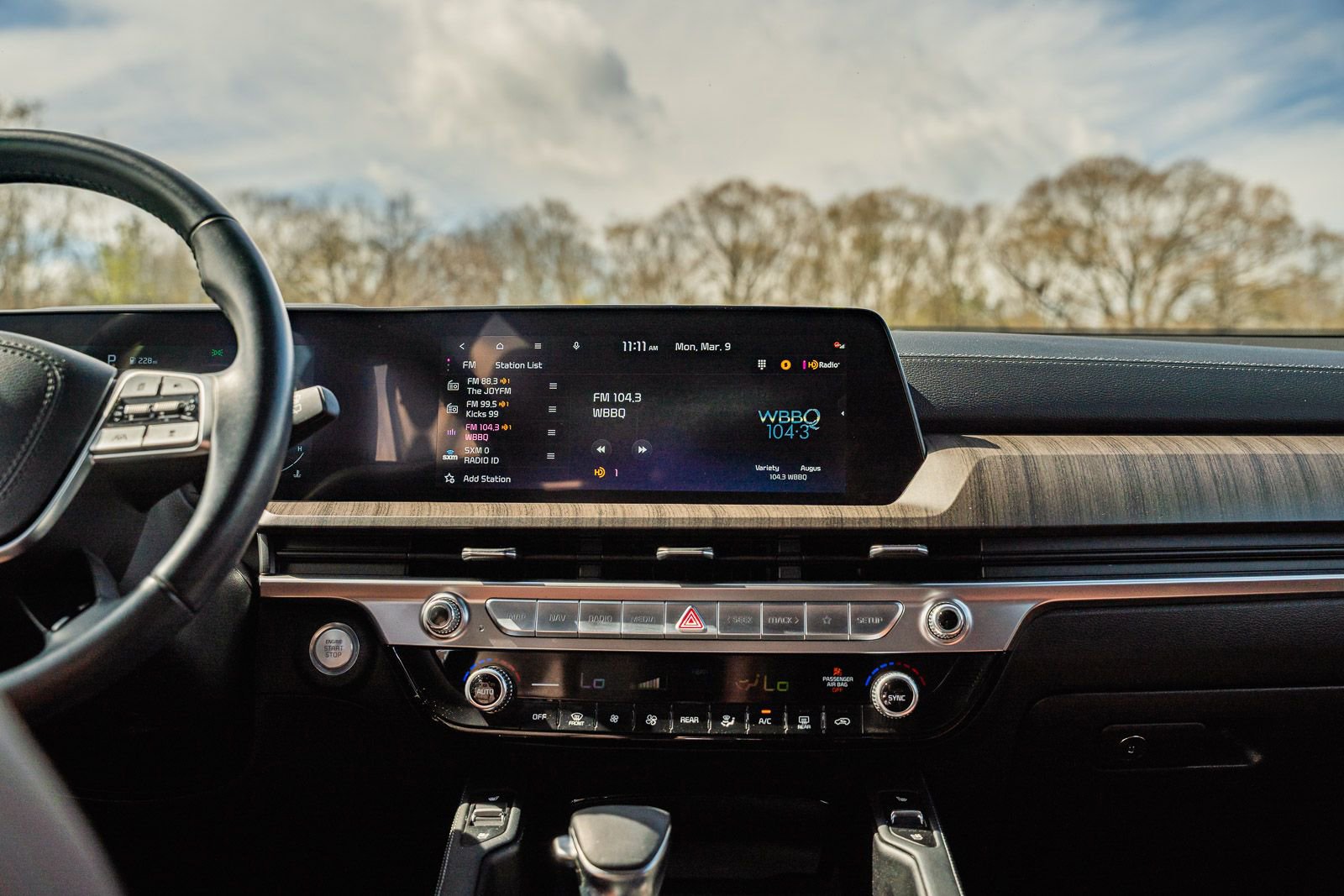 Used 2024 Kia Telluride EX w/ EX Captain's Chair Package image 34