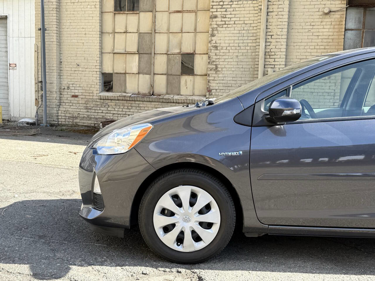 Used 2014 Toyota Prius C Three image 18