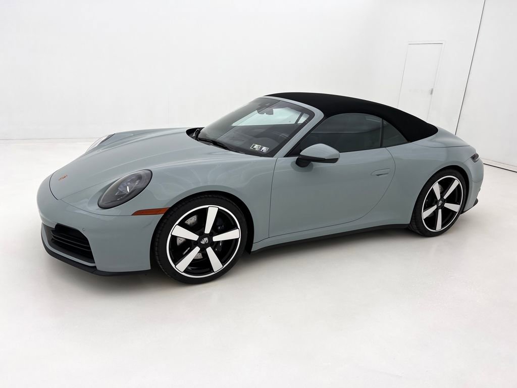Used 2025 Porsche 911 Carrera image 5