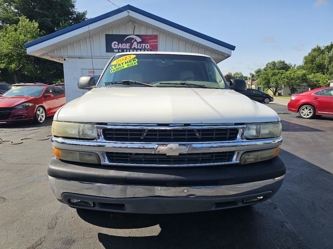 Used 2003 Chevrolet Tahoe LS RWD image 3