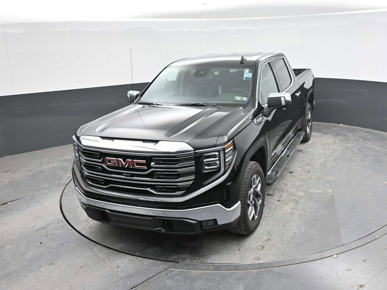 New 2026 GMC Sierra 1500 SLT w/ SLT Premium Package image 28