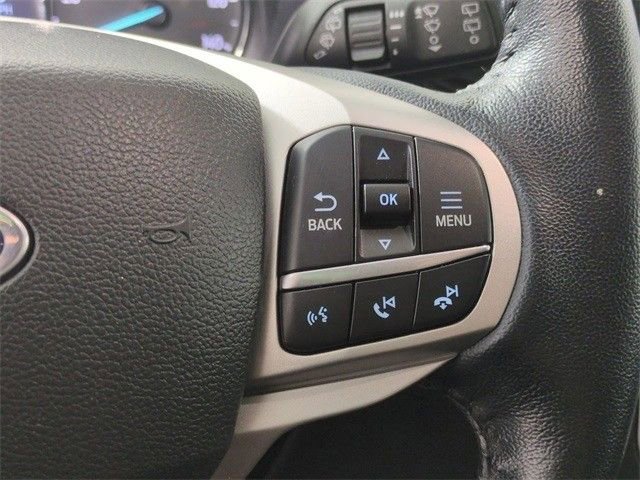 Used 2022 Ford Explorer XLT AWD/4WD image 30