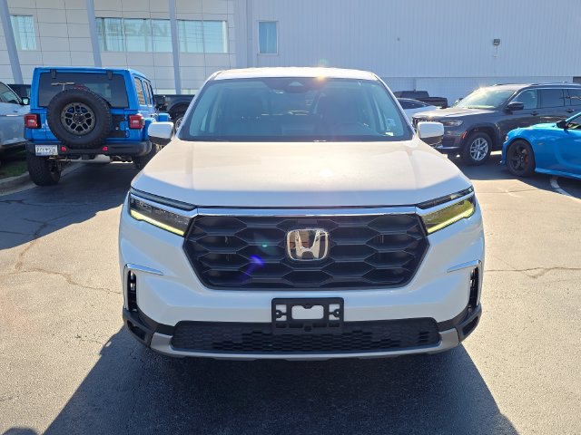 Used 2025 Honda Pilot EX-L image 7