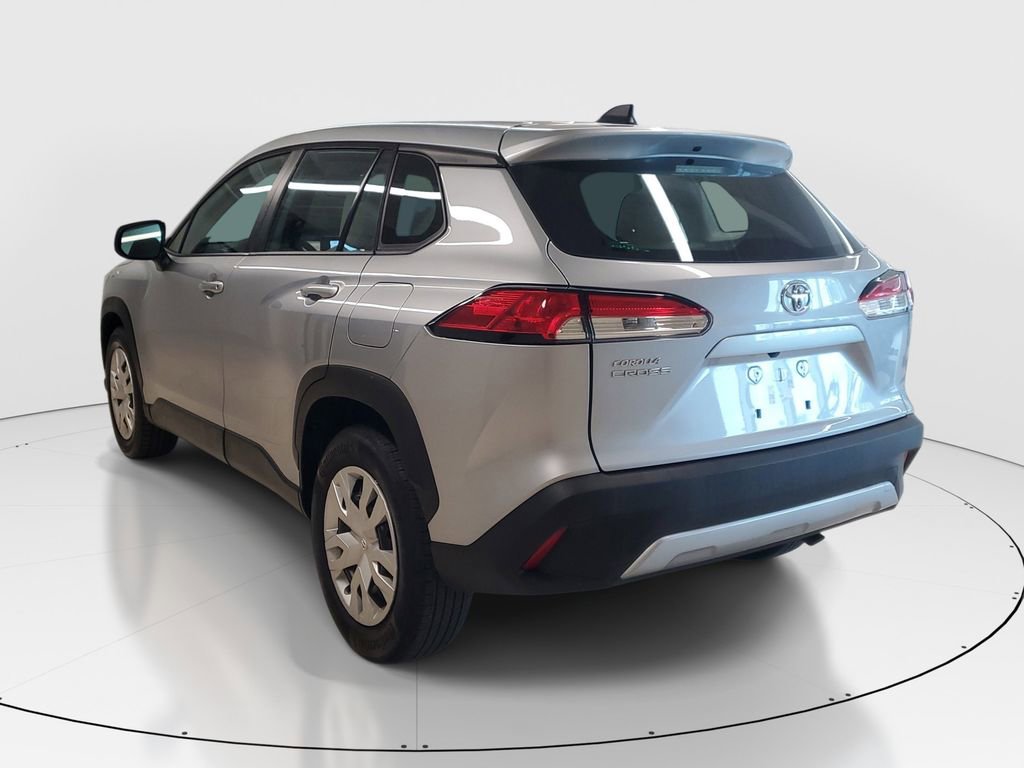Used 2023 Toyota Corolla Cross L image 5