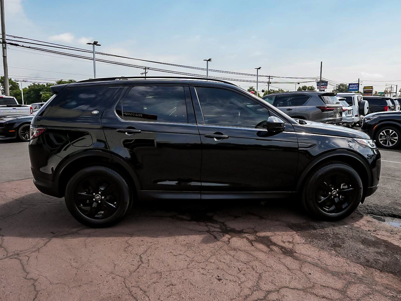 Used 2023 Land Rover Discovery Sport S AWD/4WD image 7