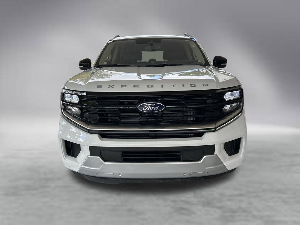 Used 2025 Ford Expedition Platinum AWD/4WD image 13