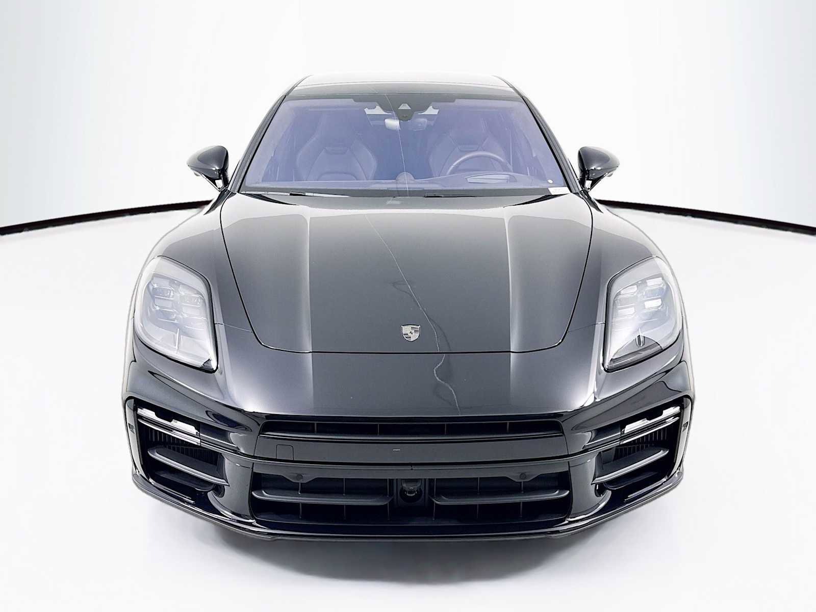 New 2025 Porsche Panamera Turbo image 6