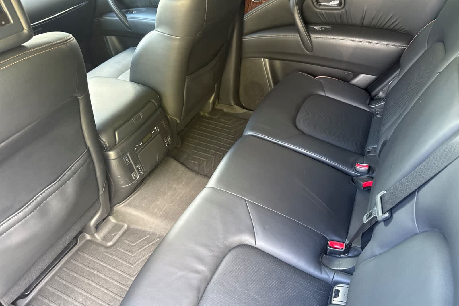 Used 2020 Nissan Armada Platinum AWD/4WD image 4