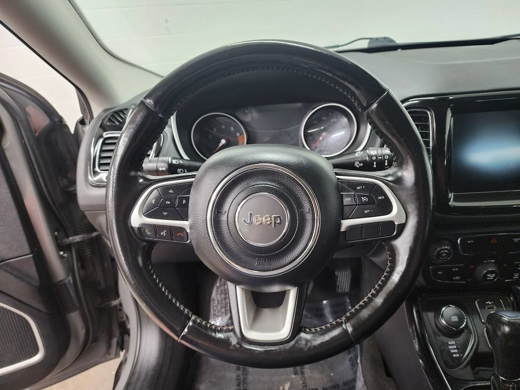 Used 2020 Jeep Compass Limited AWD/4WD image 14