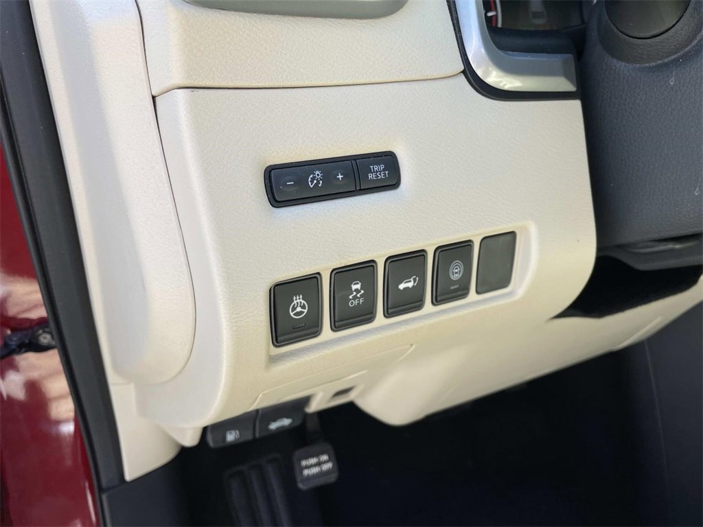 Used 2024 Nissan Murano SL image 15