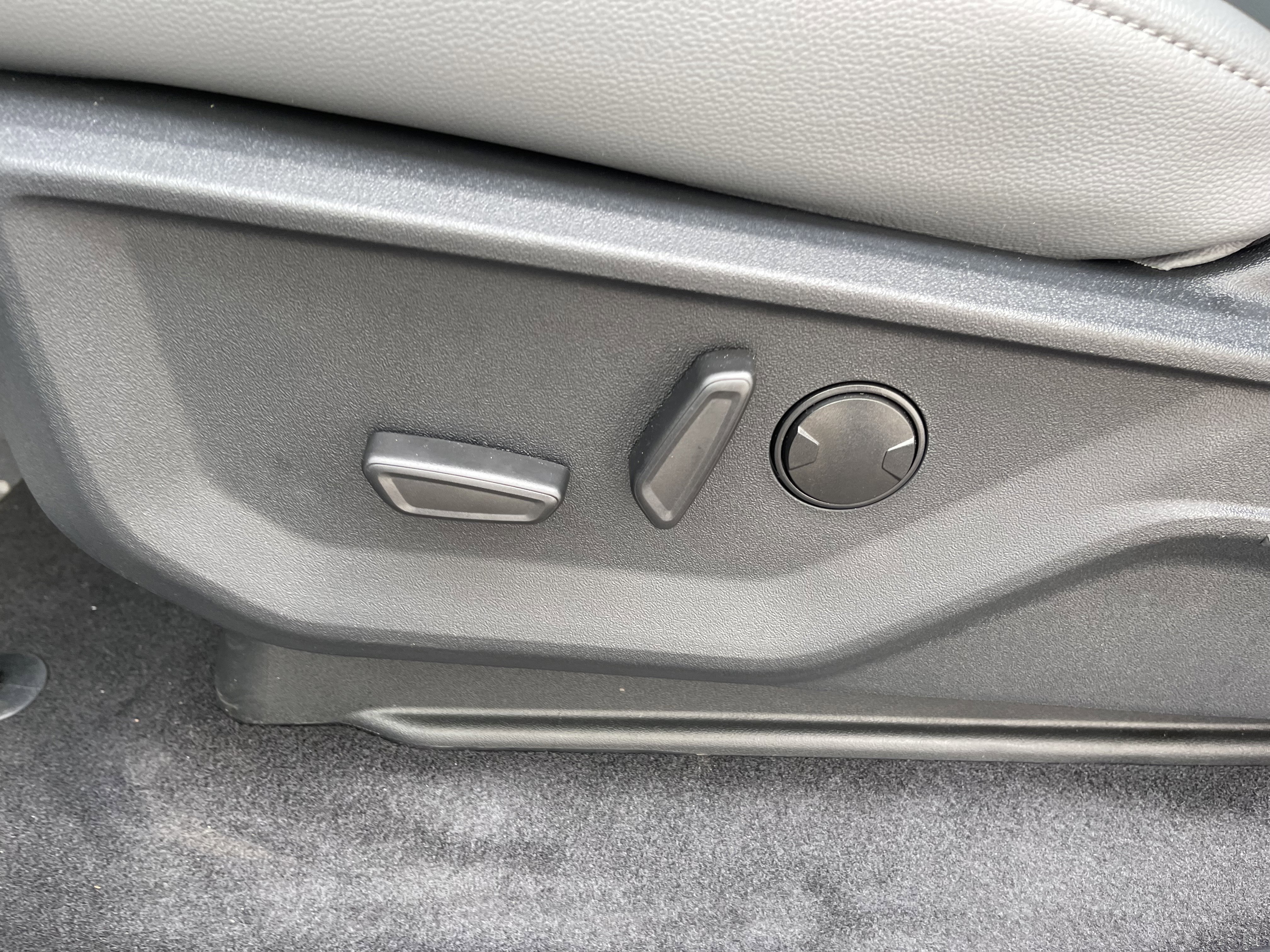 New 2025 Ford F150 Lightning Flash image 9