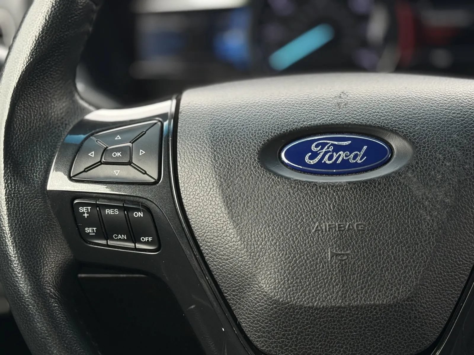 Used 2019 Ford Explorer XLT w/ Equipment Group 201A FWD image 22