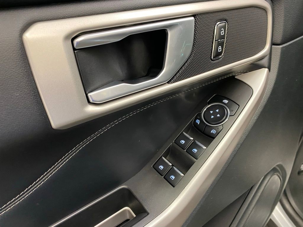 Used 2023 Ford Explorer XLT w/ Equipment Group 202A image 14