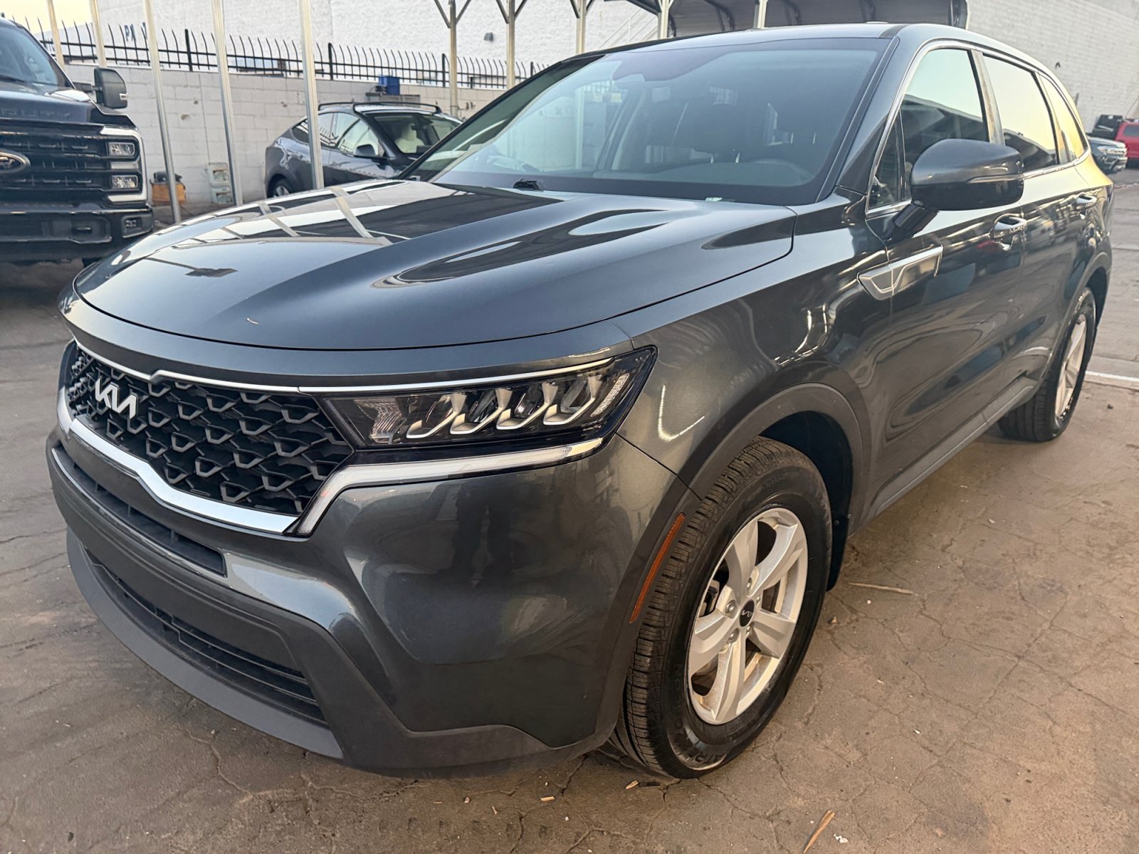 Used 2022 Kia Sorento LX FWD image 10